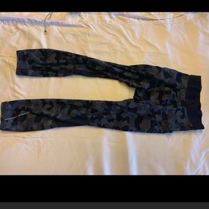 Lululemon Surge Tight Small Camo